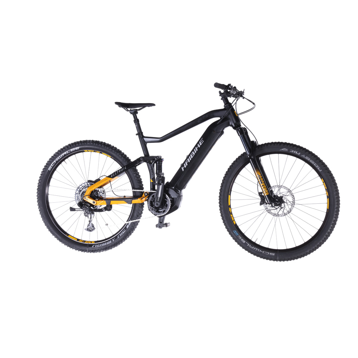 AllTrail 6 - Right view