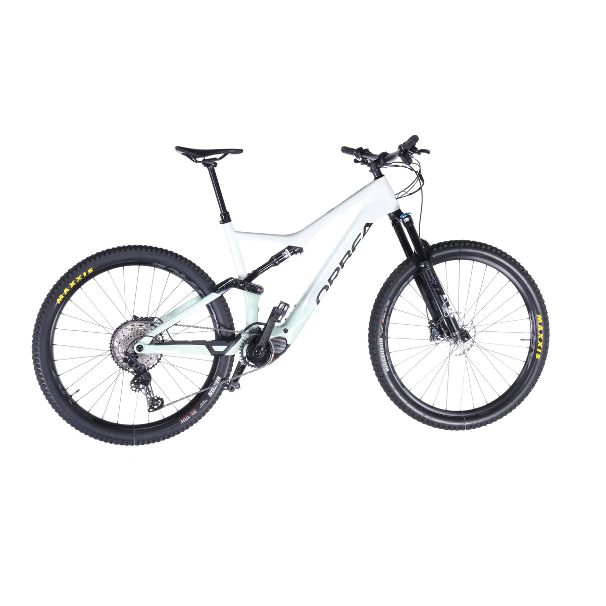 RISE M20 - Left view