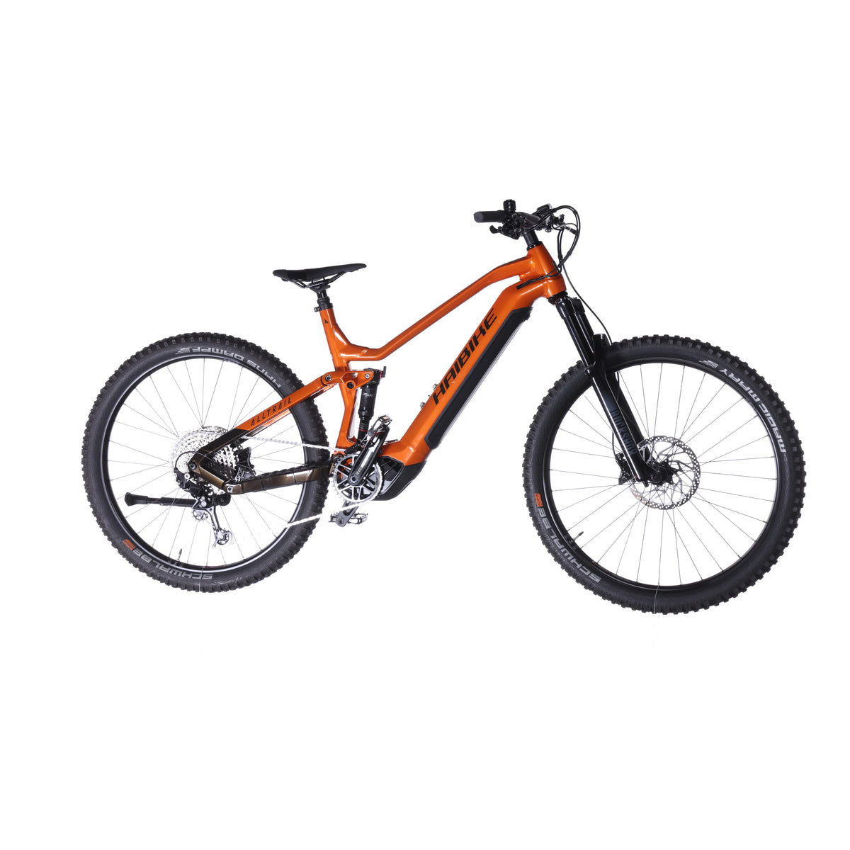 AllTrail 6 - Right view