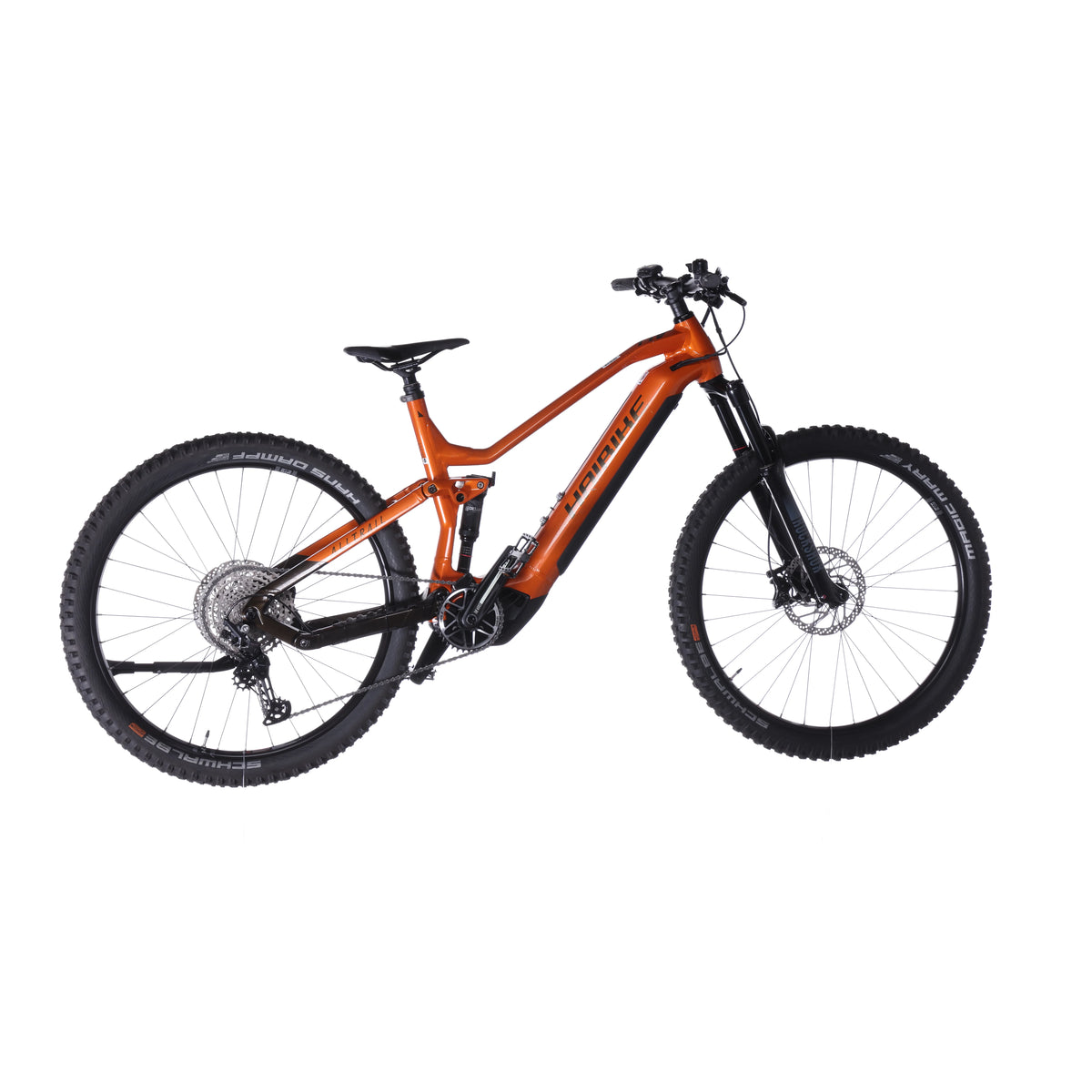 AllTrail 6 - Left view
