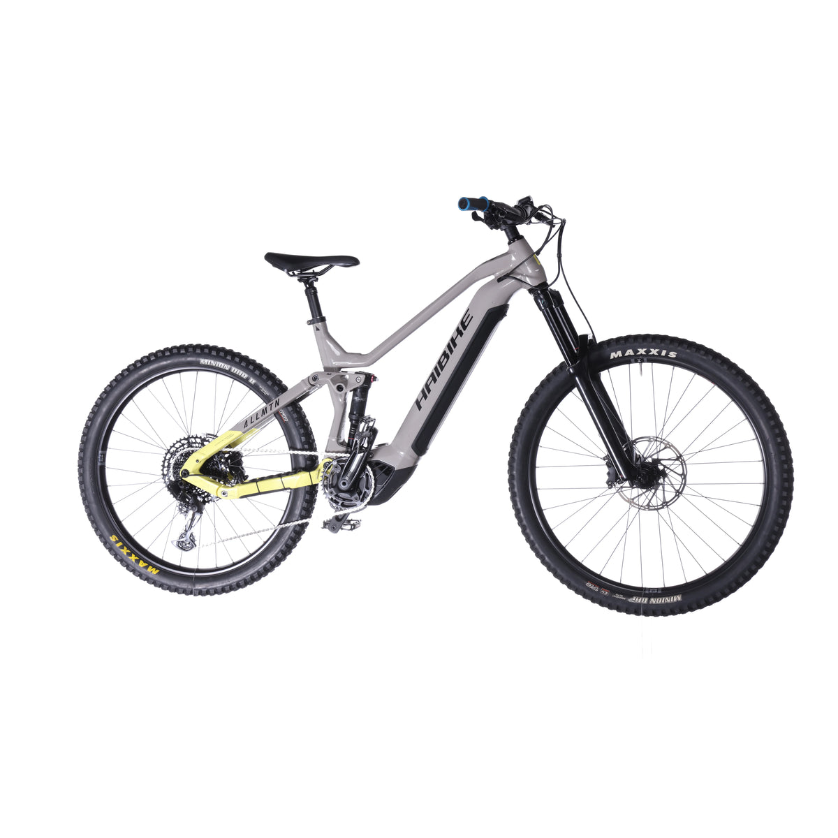 AllMtn 2 - Right view