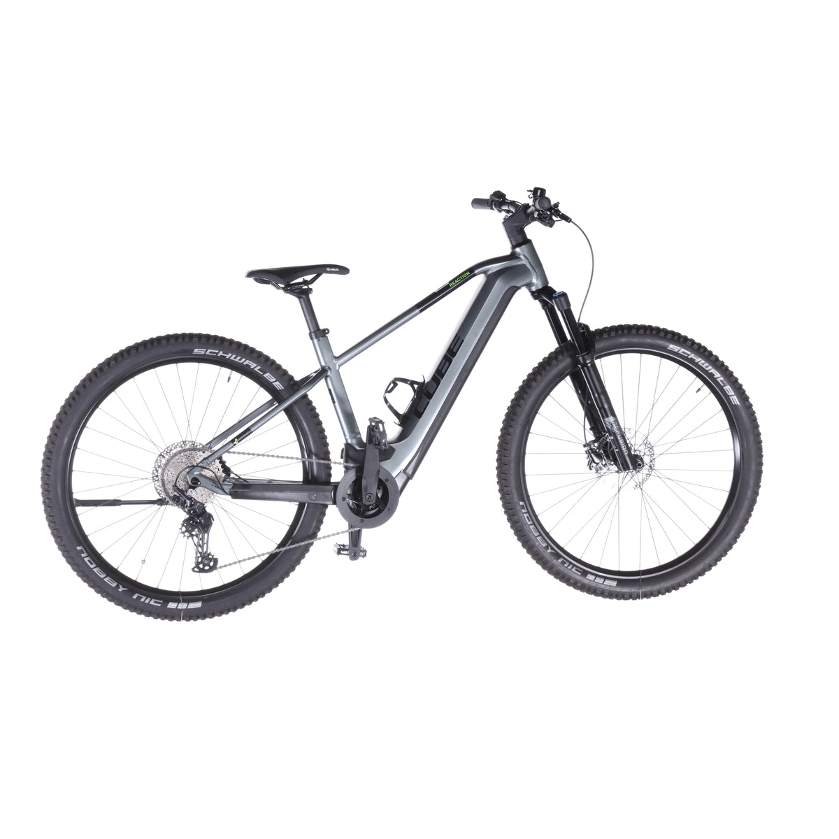 Reaction Hybrid Pro 750 - Left view