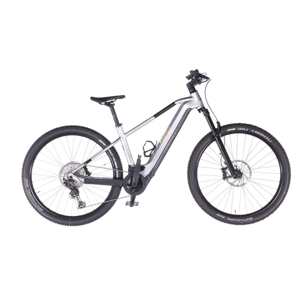 Reaction Hybrid SLX 750 - Front view