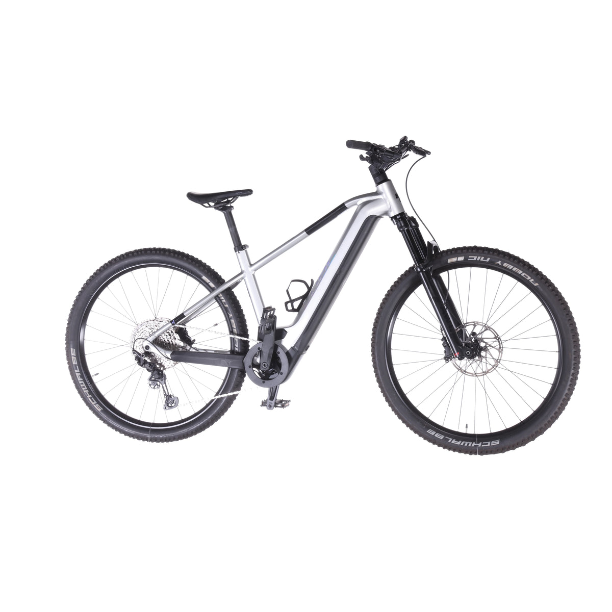 Reaction Hybrid SLX 750 - Right view