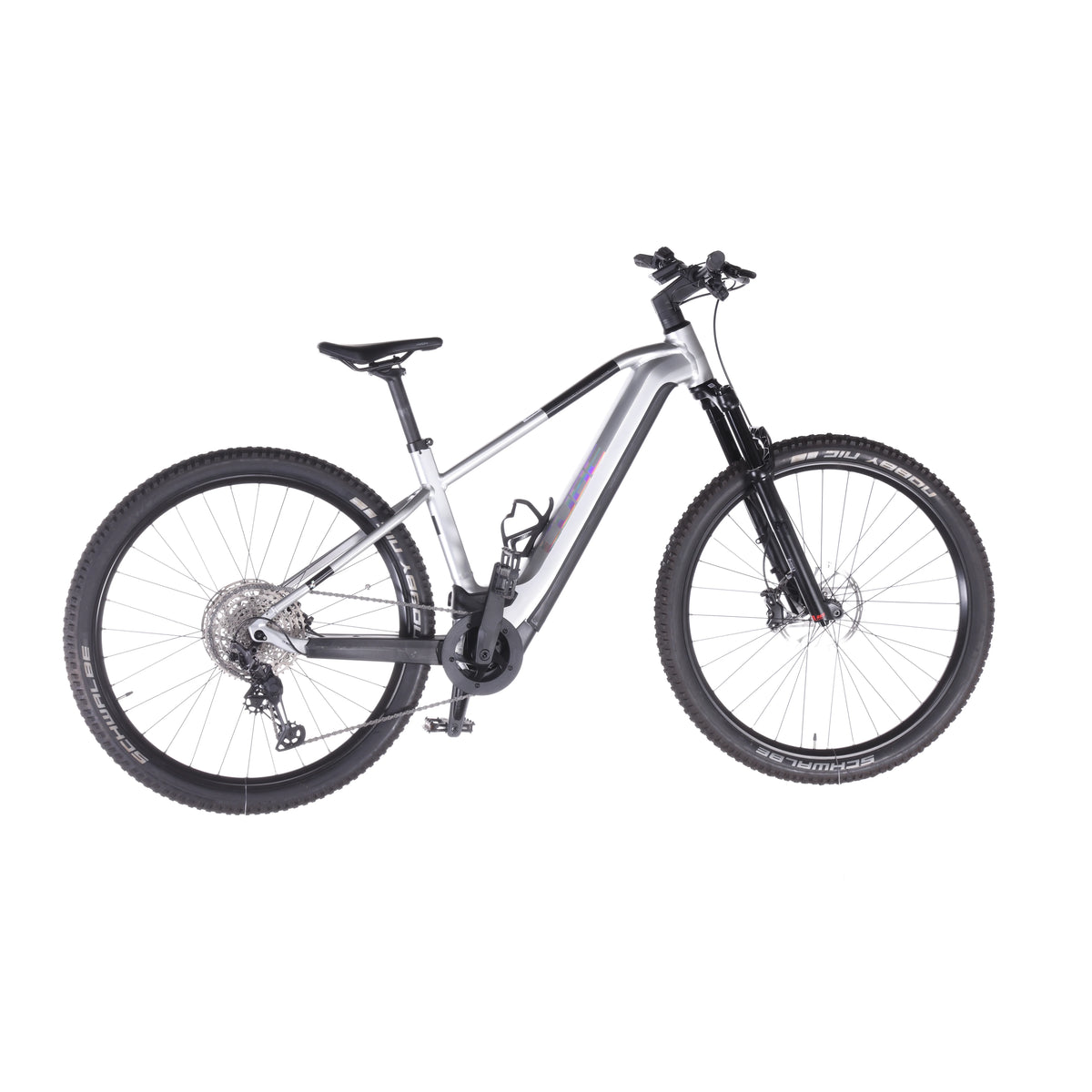 Reaction Hybrid SLX 750 - Left view