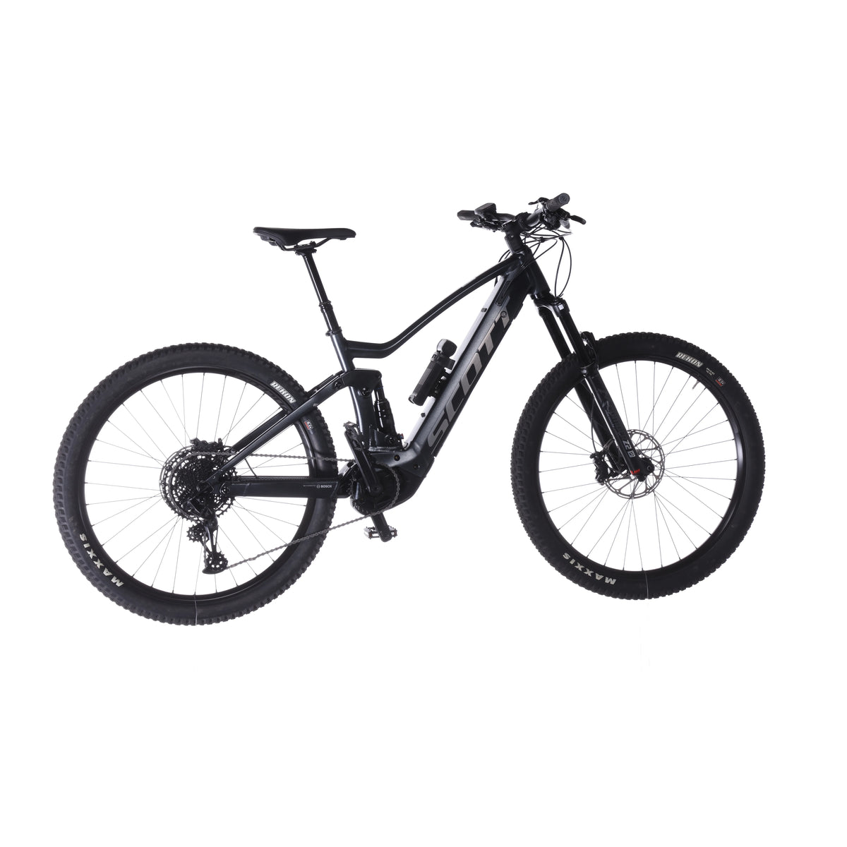 Strike eRIDE 930 - Left view