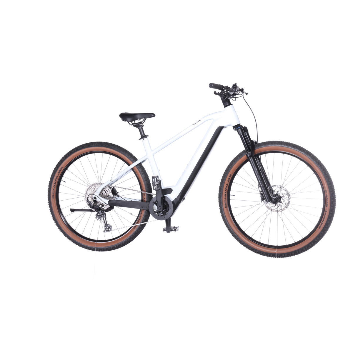 Reaction Hybrid Pro 750 - Right view