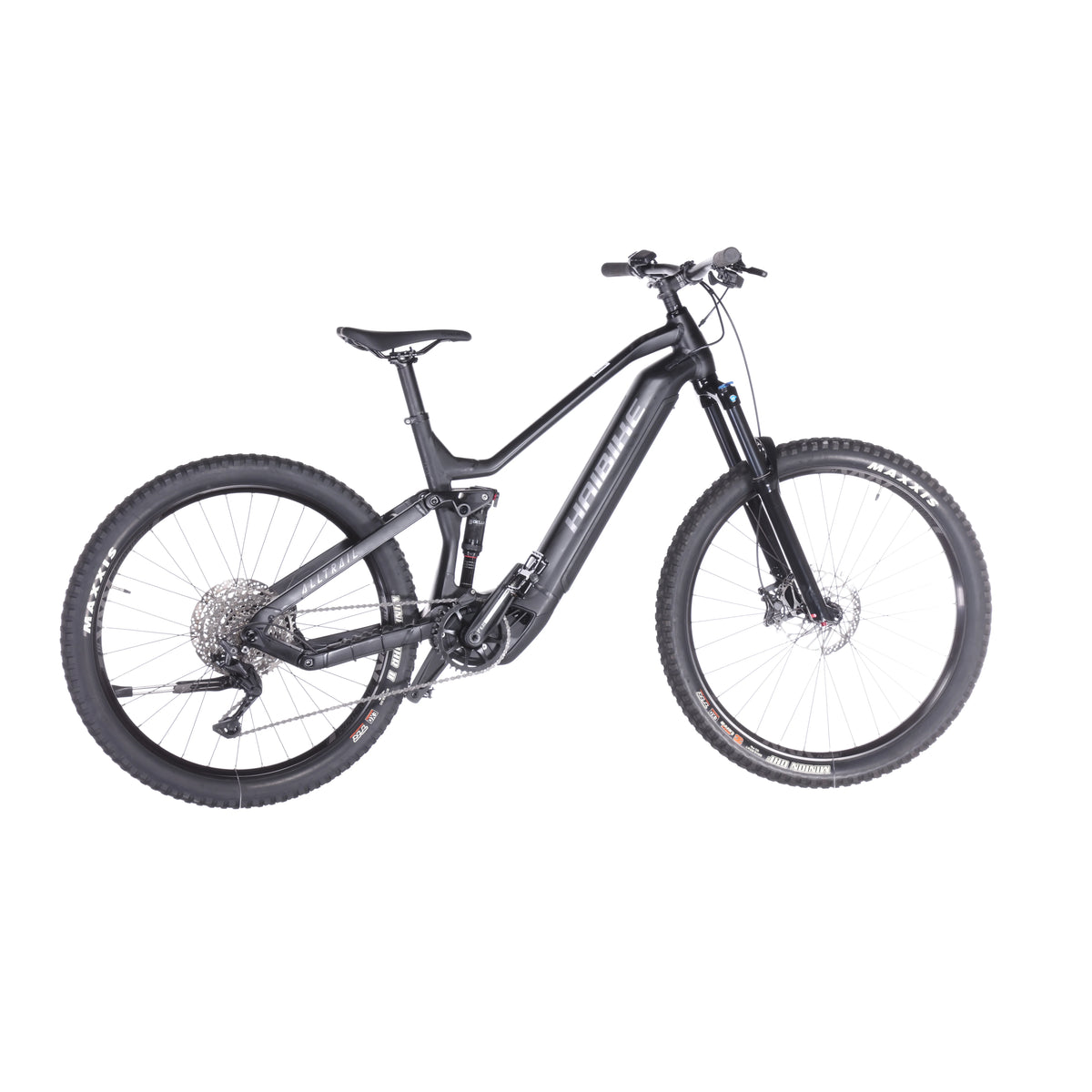 AllTrail 3 - Left view