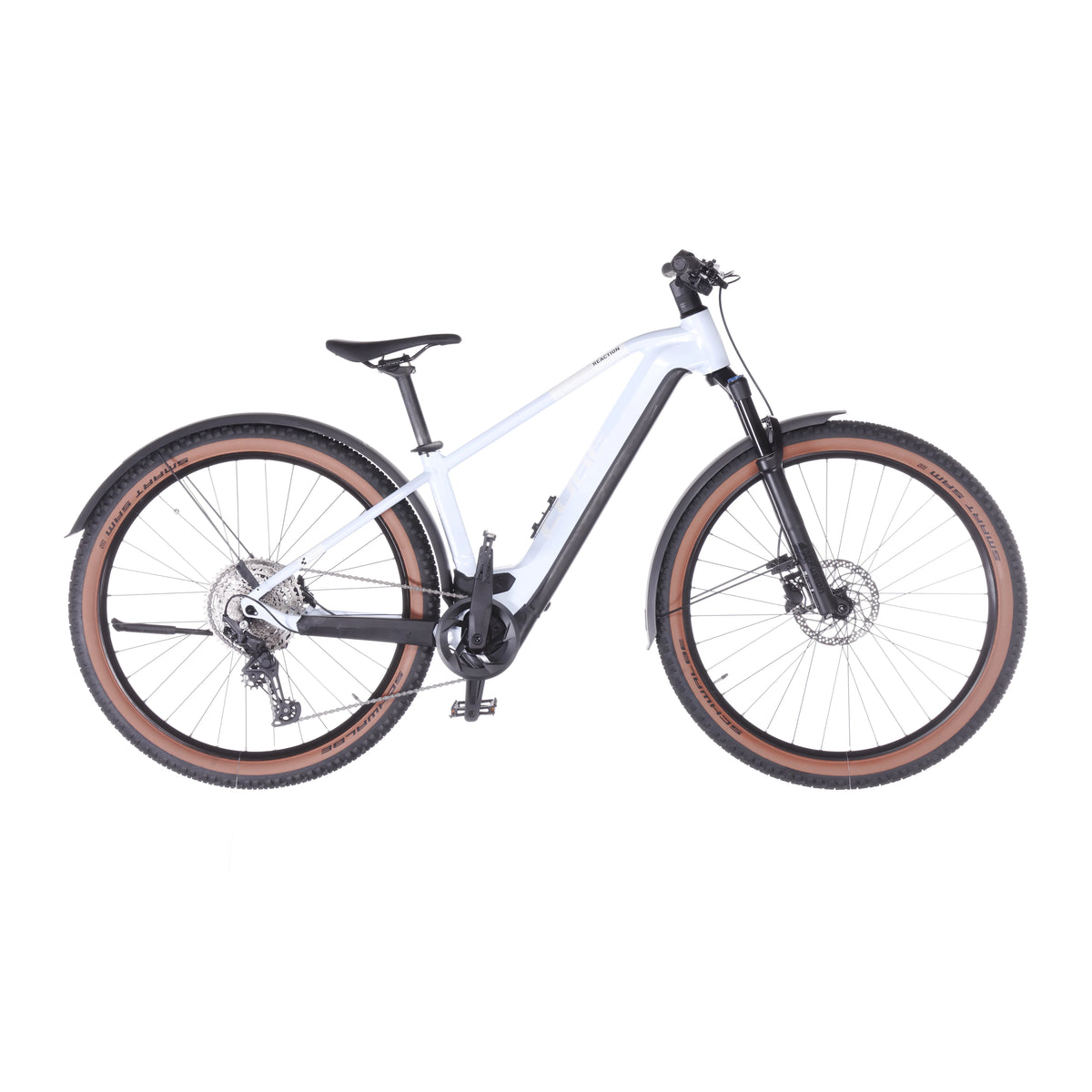 Reaction Hybrid Pro 750 - Front view