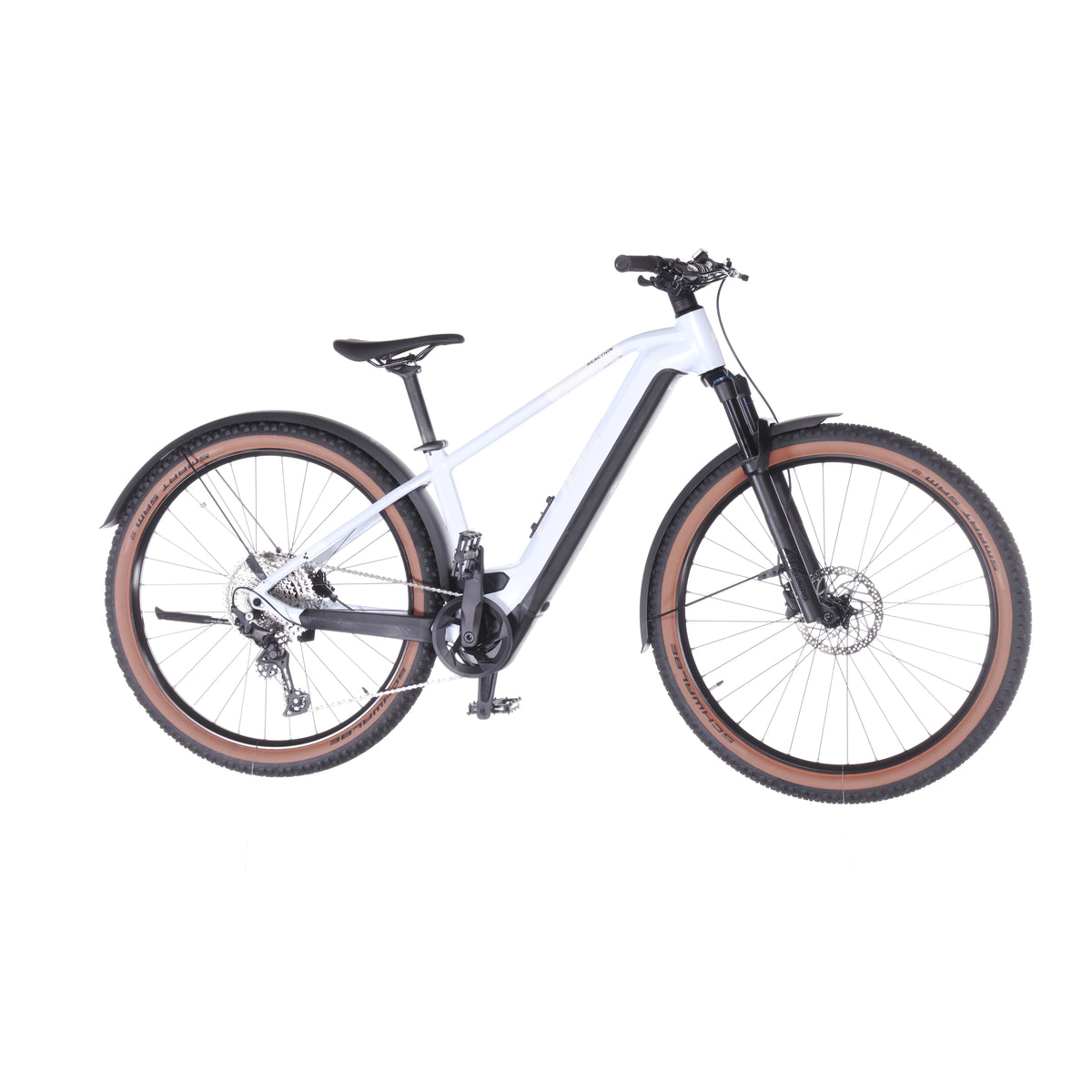 Reaction Hybrid Pro 750 - Right view