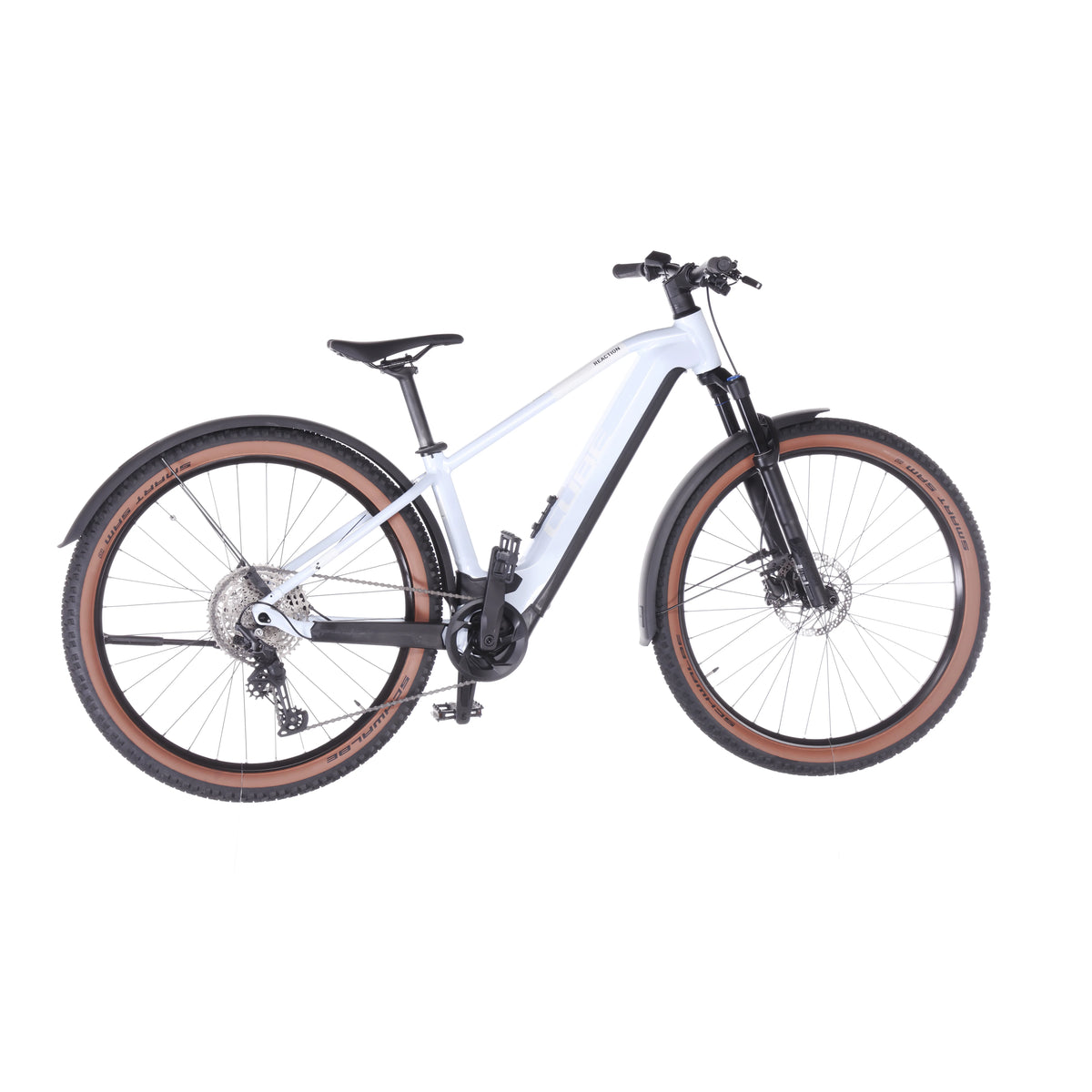 Reaction Hybrid Pro 750 - Left view