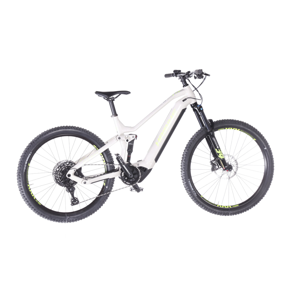 AllTrail 3 - Left view