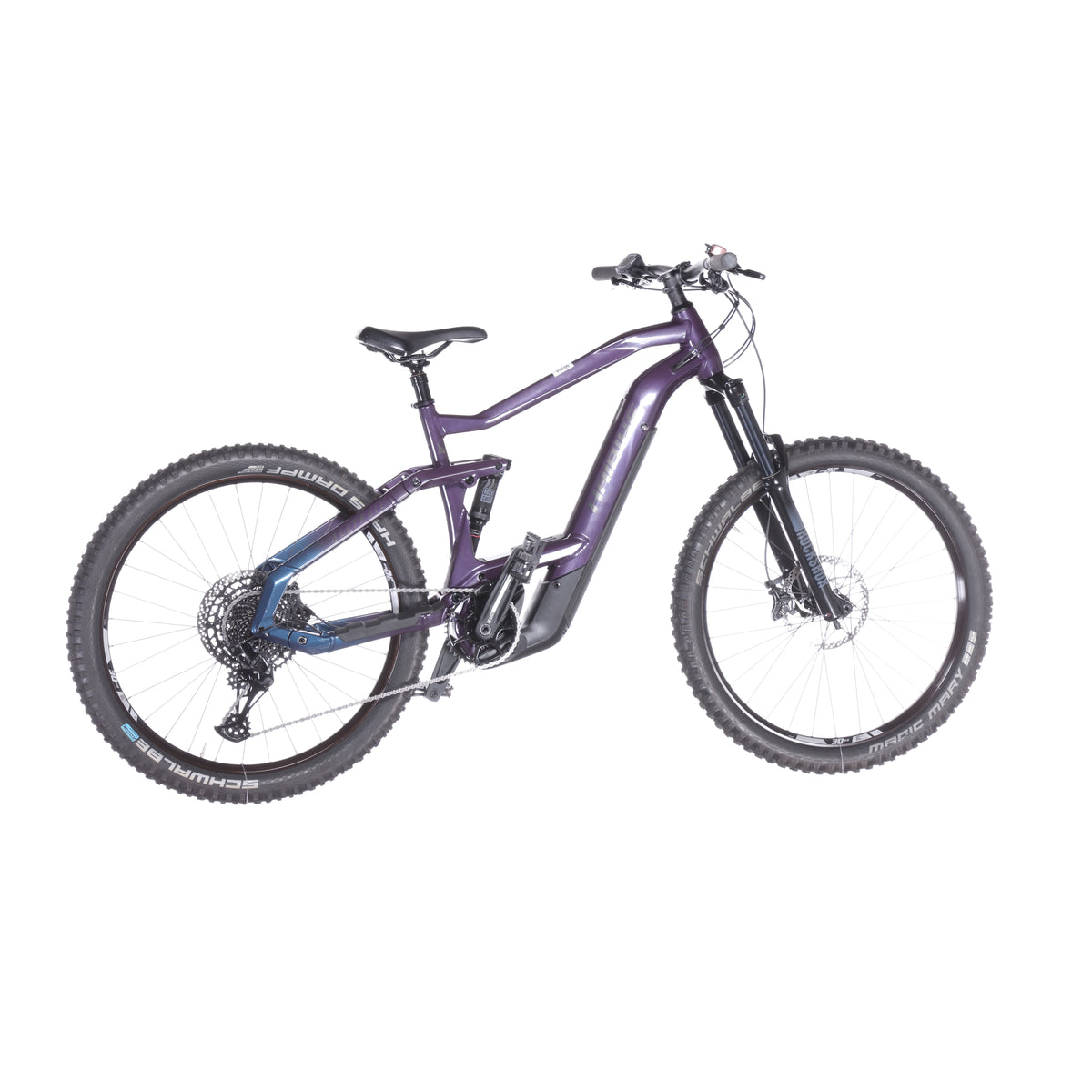 AllTrail 8 - Left view