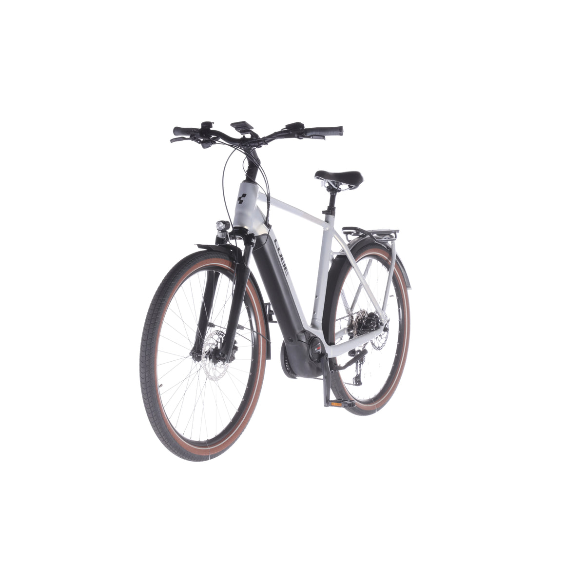 Touring Hybrid Pro 625 - 360° view angle 8