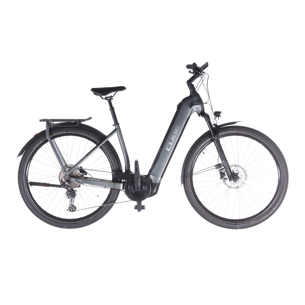 Kathmandu Hybrid Pro 750 - Front view